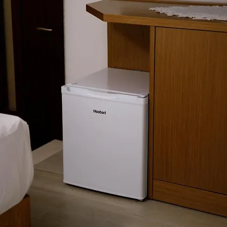 Cani ジロカストラ