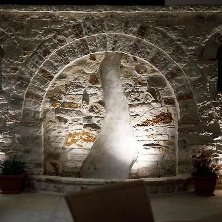 Guesthouse, Bar & Restaurant Cani Gjirokastër